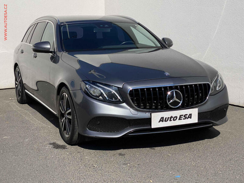 Mercedes-Benz Serii E