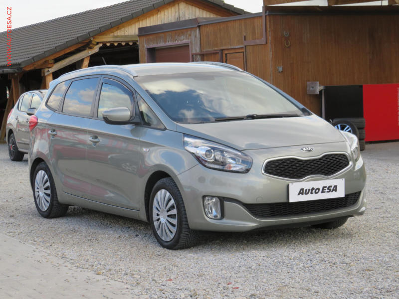 Kia Carens