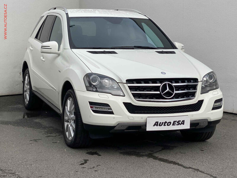 Mercedes-Benz Serii M