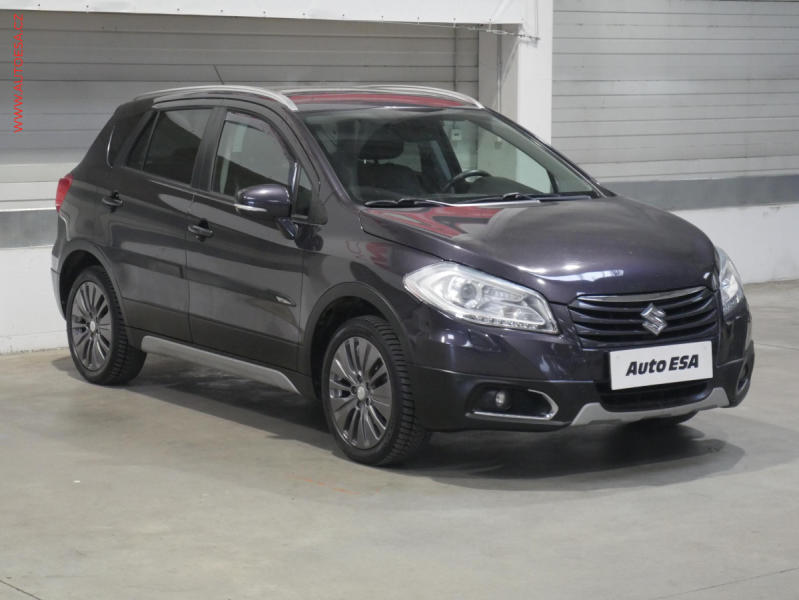 Suzuki S-Cross