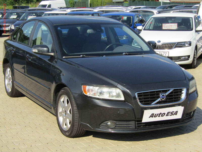 Volvo S40