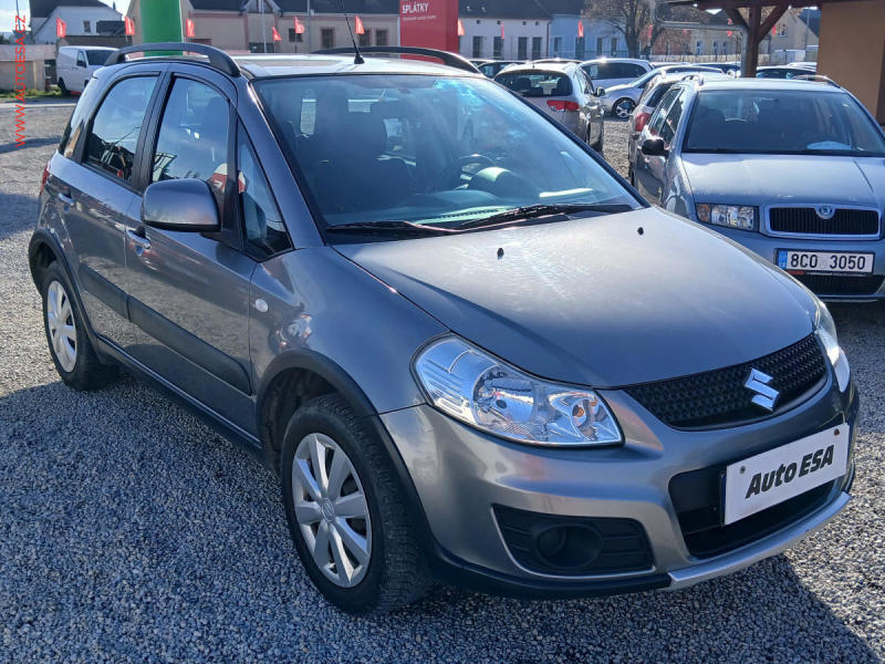 Suzuki SX4