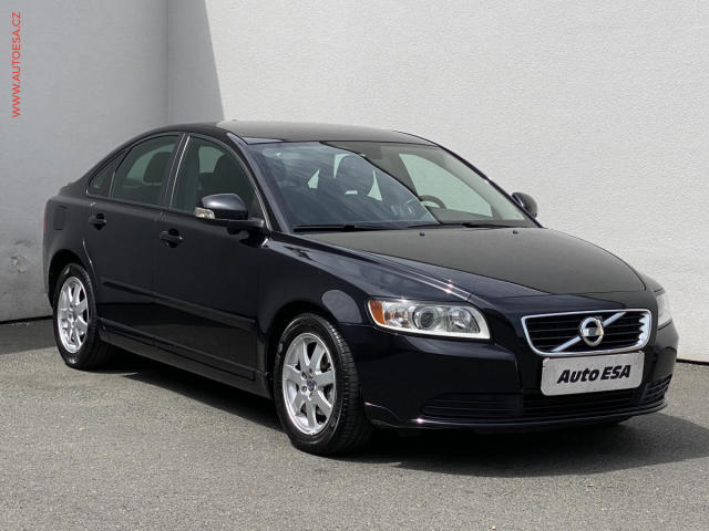 Volvo S40