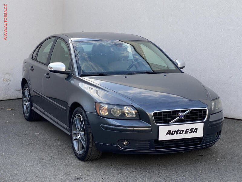 Volvo S40
