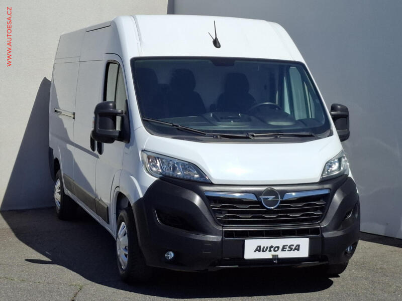 Opel Movano