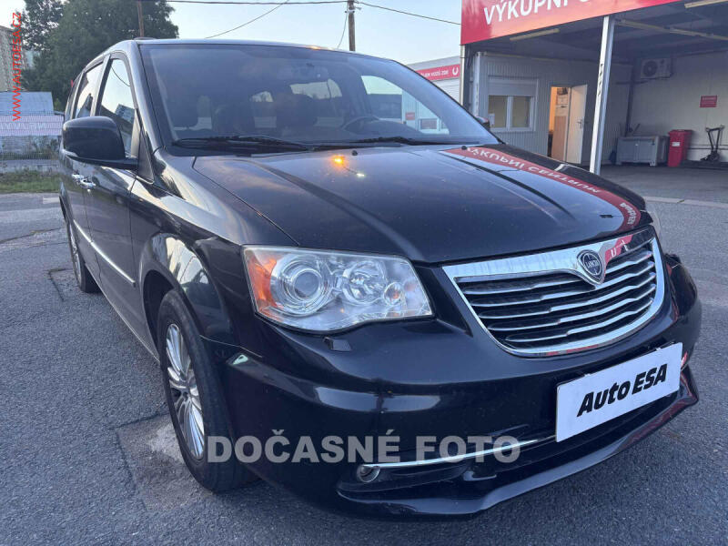 Lancia Voyager