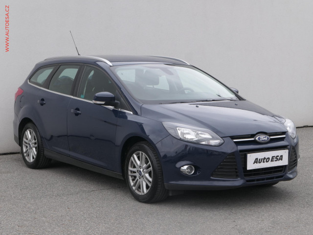 Ford Focus 1.0EB, 1.maj,ČR, AC, výhřev