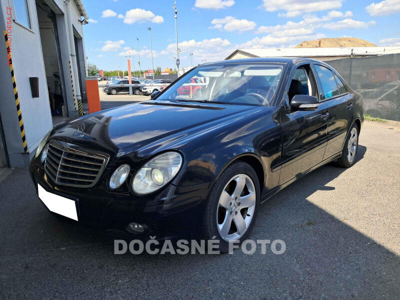 Mercedes-Benz Triedy E