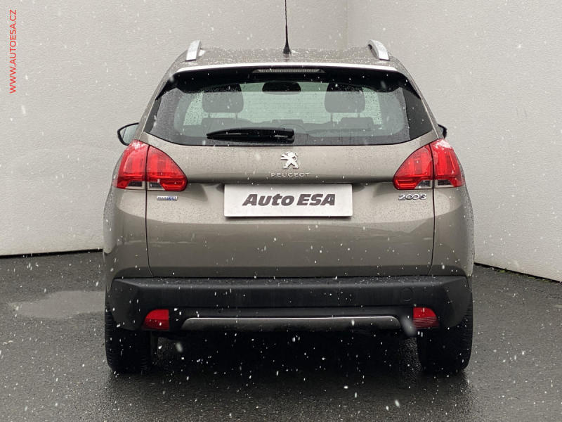 Mercedes Benz Tridy E E200 1 8cgi Navi