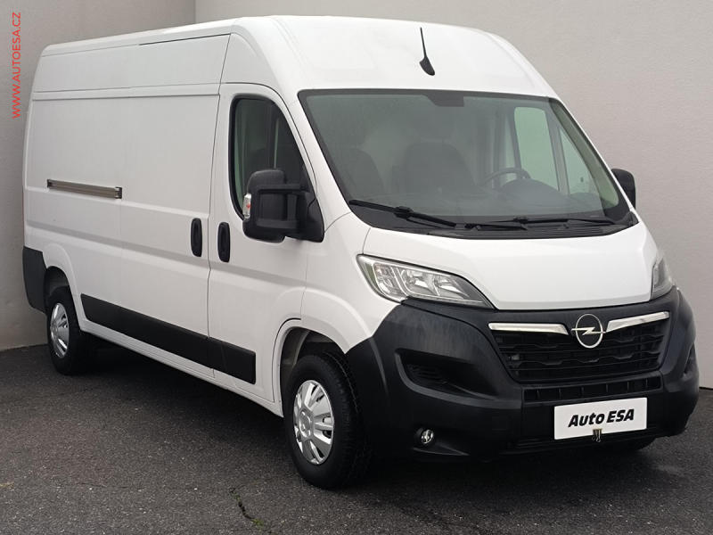 Opel Movano