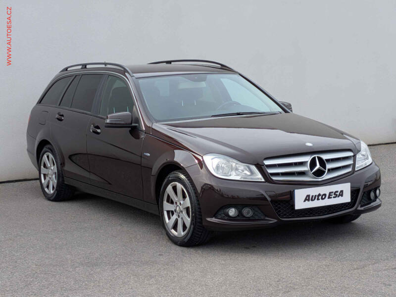 Mercedes-Benz Triedy C