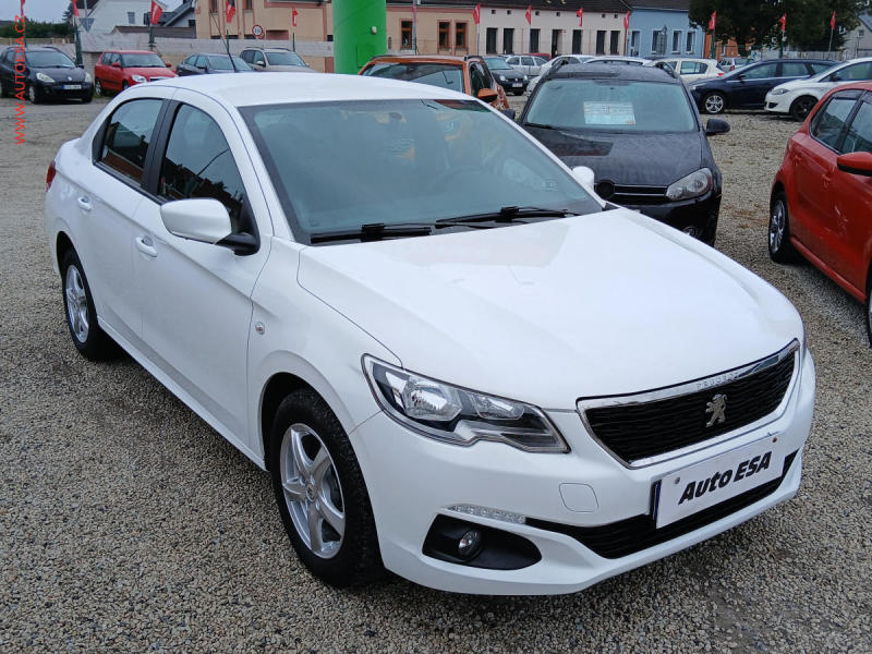 Peugeot 301