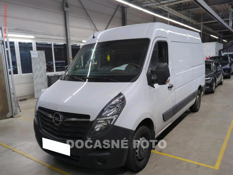 Opel Movano