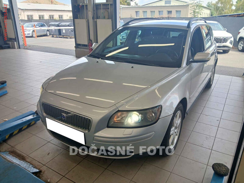 Volvo V50