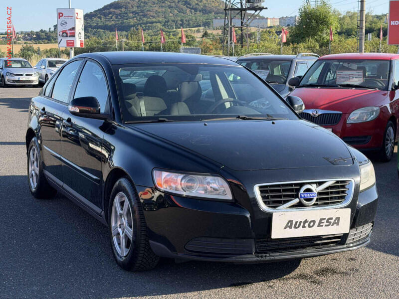 Volvo S40