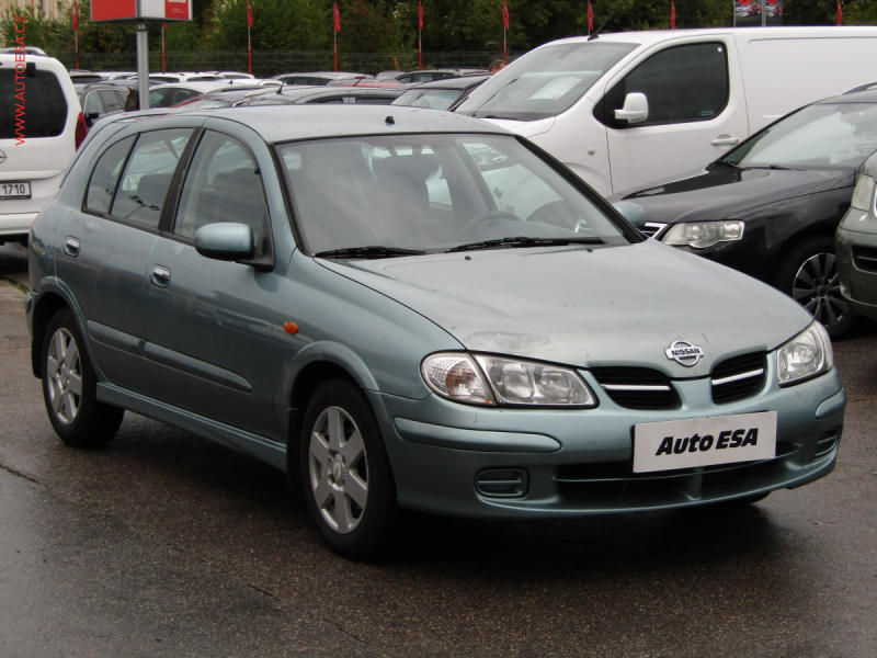 Nissan Almera