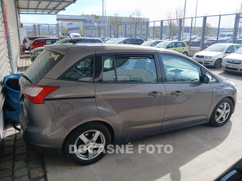 Ford Grand C-MAX