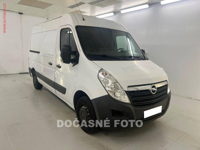 Opel Movano