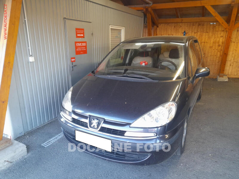 Peugeot 807
