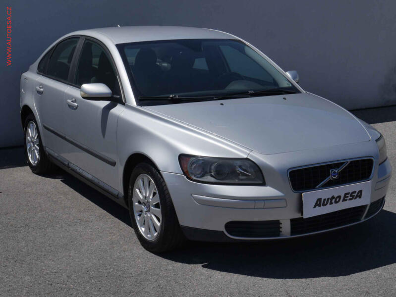 Volvo S40