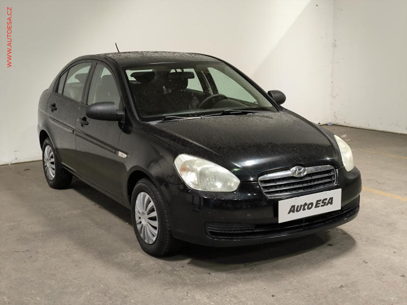Hyundai Accent (2010) 1.4i, ČR - fotografie inzerátu