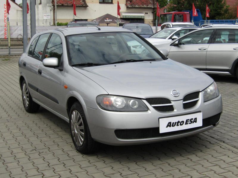 Nissan Almera