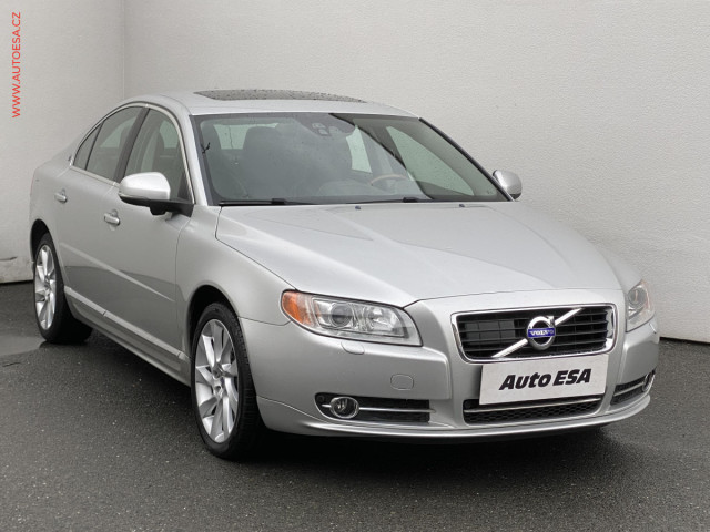 Volvo S80