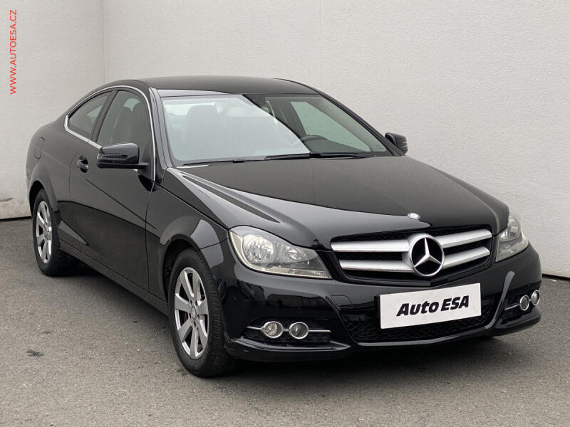 Mercedes-Benz Triedy C