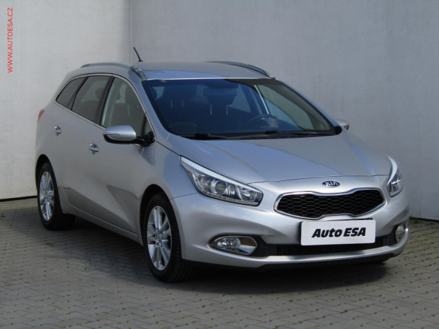 Kia Ceed 1.6 GDI, ČR, AC, výhřev sed