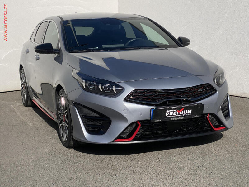 Kia ProCeed