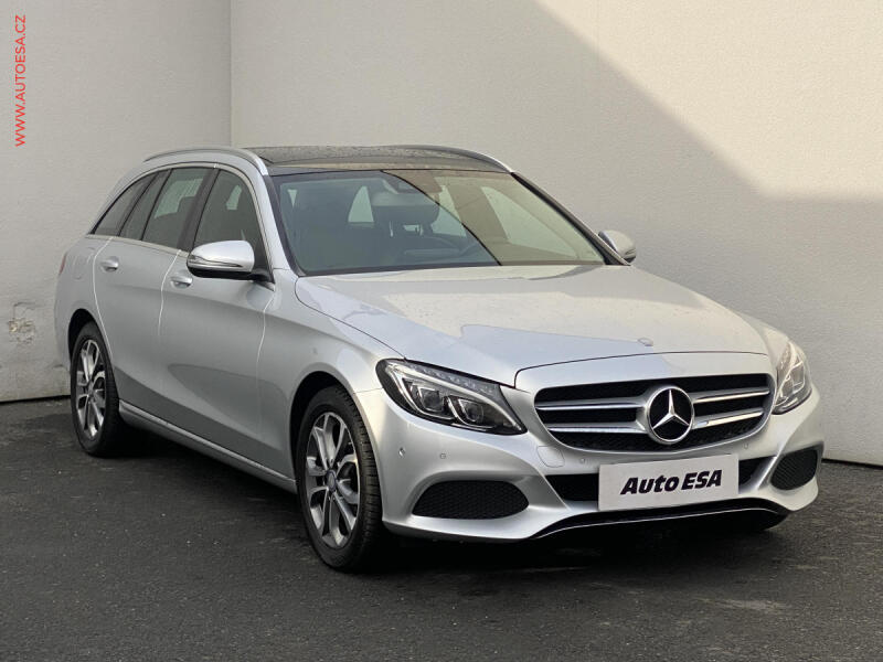 Mercedes-Benz Triedy C