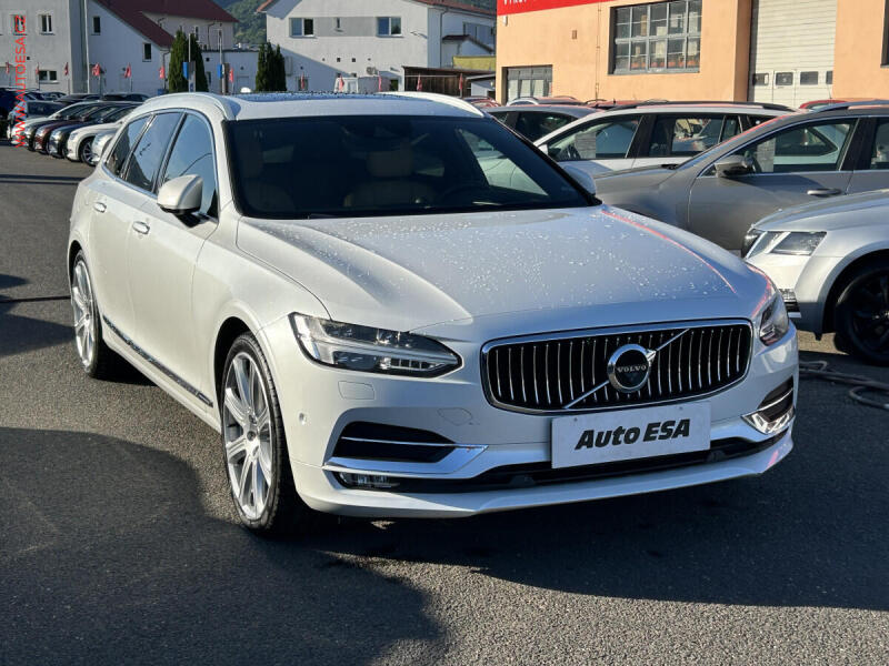 Volvo V90
