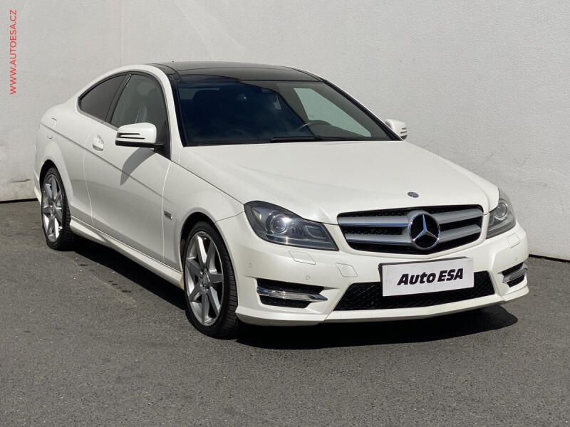 Mercedes-Benz Triedy C