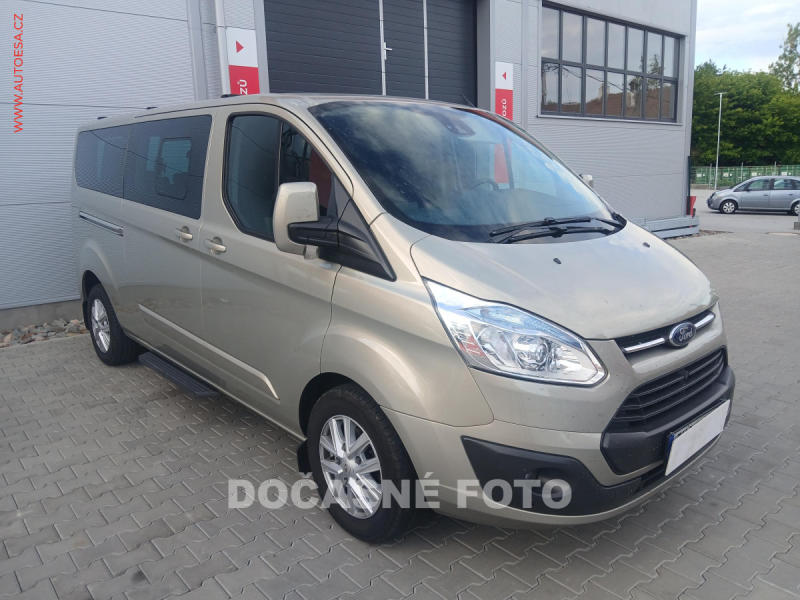 Ford Tourneo Custom