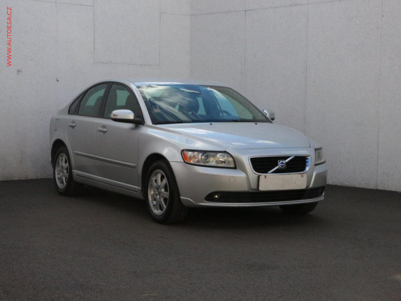 Volvo S40