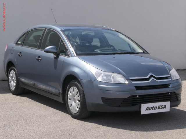 Citroën C4 1.6i, AC, tempo, park.čidla