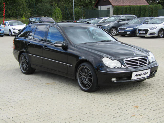 Mercedes-Benz Triedy C