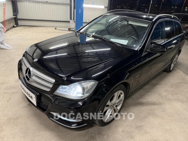 Mercedes-Benz Serii C