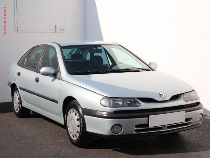 Renault Laguna (2000) 1.6 i - fotka 1 z 3