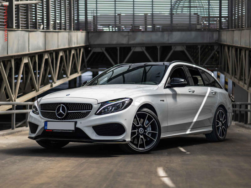 Mercedes-Benz Triedy C