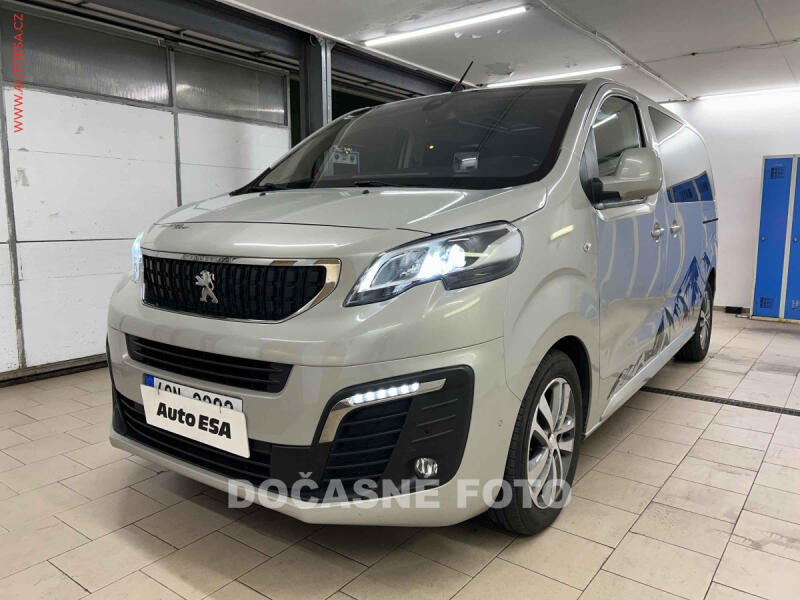 Peugeot Traveller