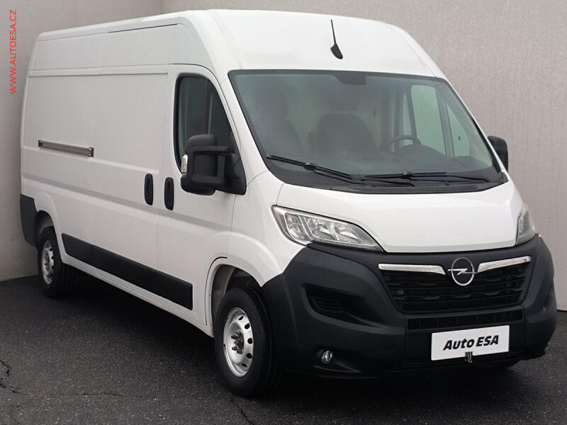 Opel Movano