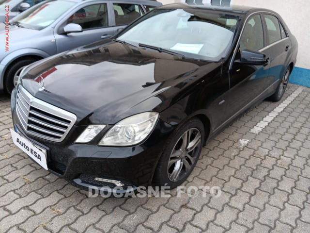 Mercedes-Benz Triedy E