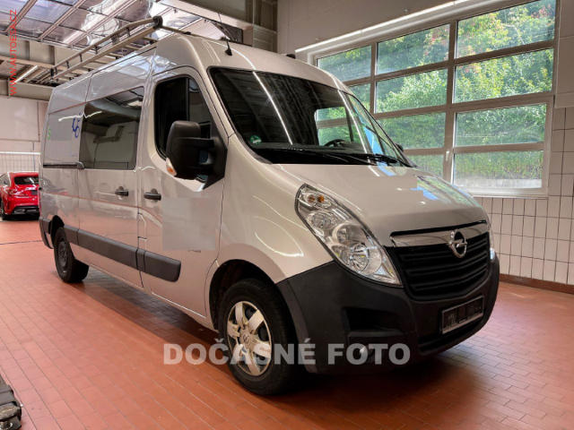 Opel Movano