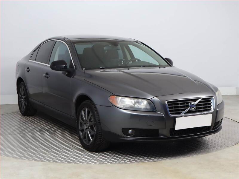 Volvo S80