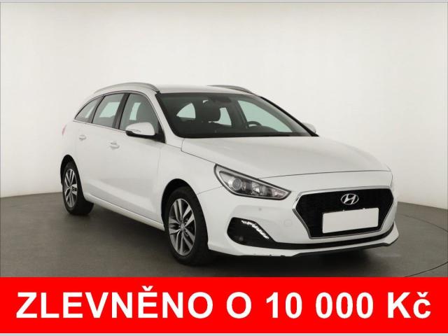 Hyundai i30 1.6 CRDi, Automat, ČR,2.maj