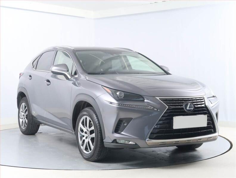 Lexus NX 300h