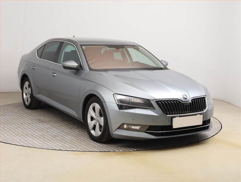 �koda Superb
