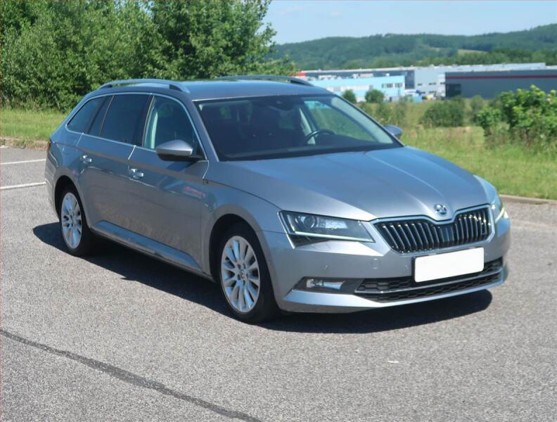 �koda Superb