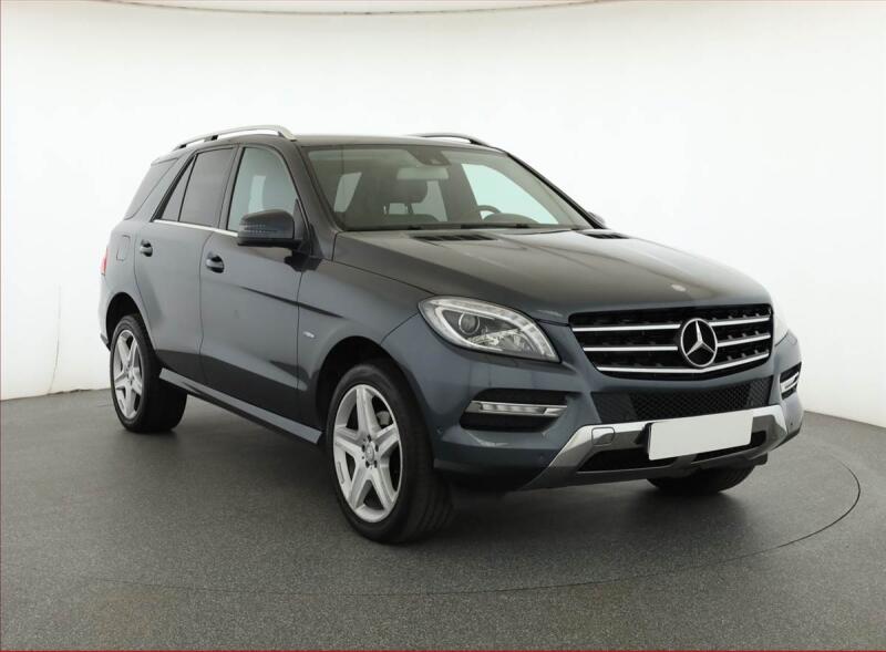 Mercedes-Benz Serii M